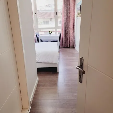 Nuestra Casa בית הארחה 3*