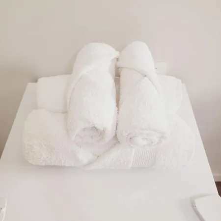 بيت ضيافة Nuestra Casa تيرانا