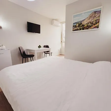 Gæstehus Nuestra Casa Tirana
